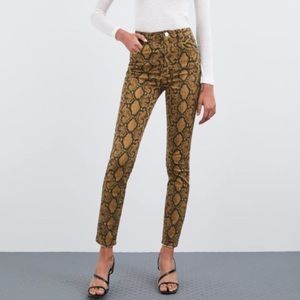 Zara Animal Print High Rise Skinny Jeans Size 04